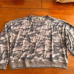 Z supply camo sweatshirt